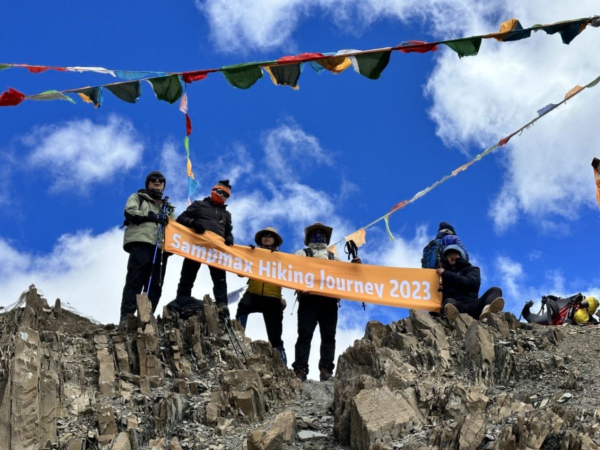 Teamwork Makes Dream Work: Sampmax Team Conquers Heights